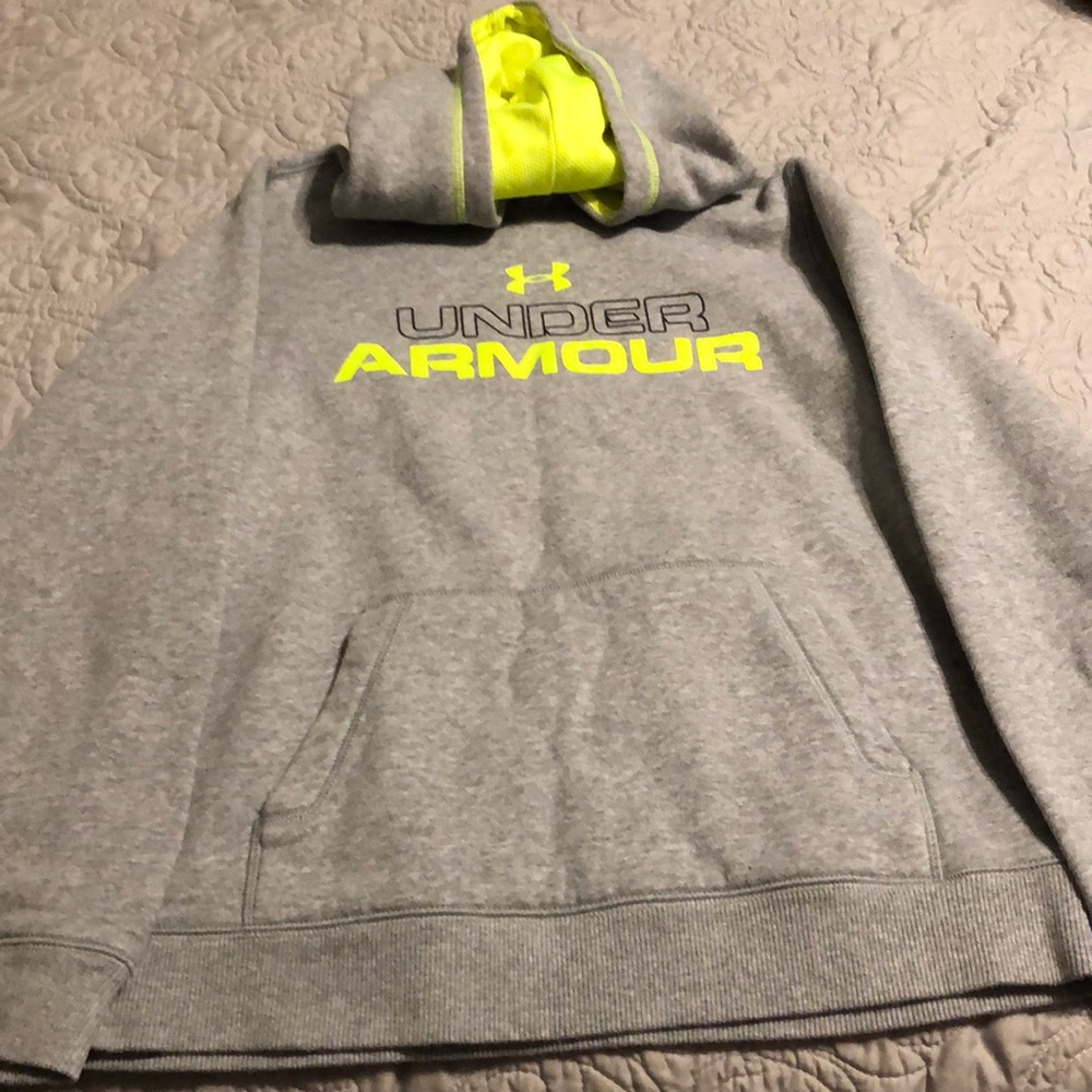 Under Armour Sweat Shirt